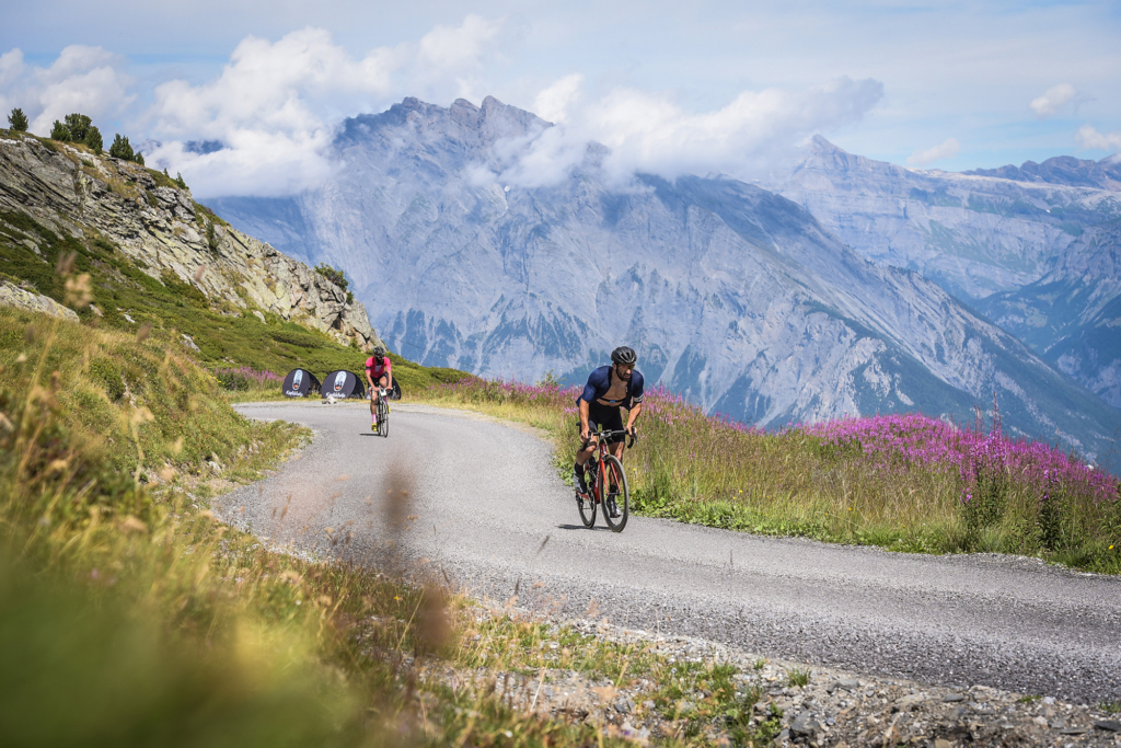 Dans le col de la Croix de Cœur. Photo Sportograf / Tour des Stations