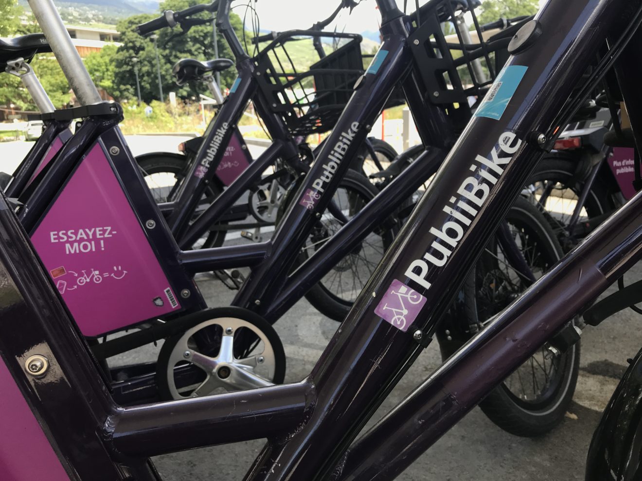 PubliBike et intermobility créent le plus grand réseau de partage de vélos de Suisse